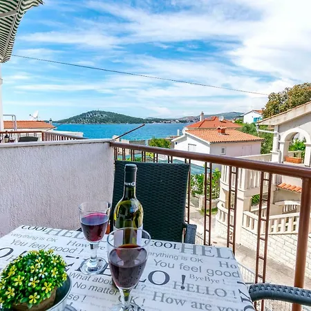 Apartment Mira Razanj