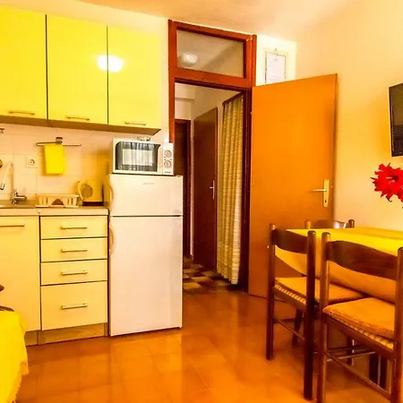 Daire Mira Ražanj